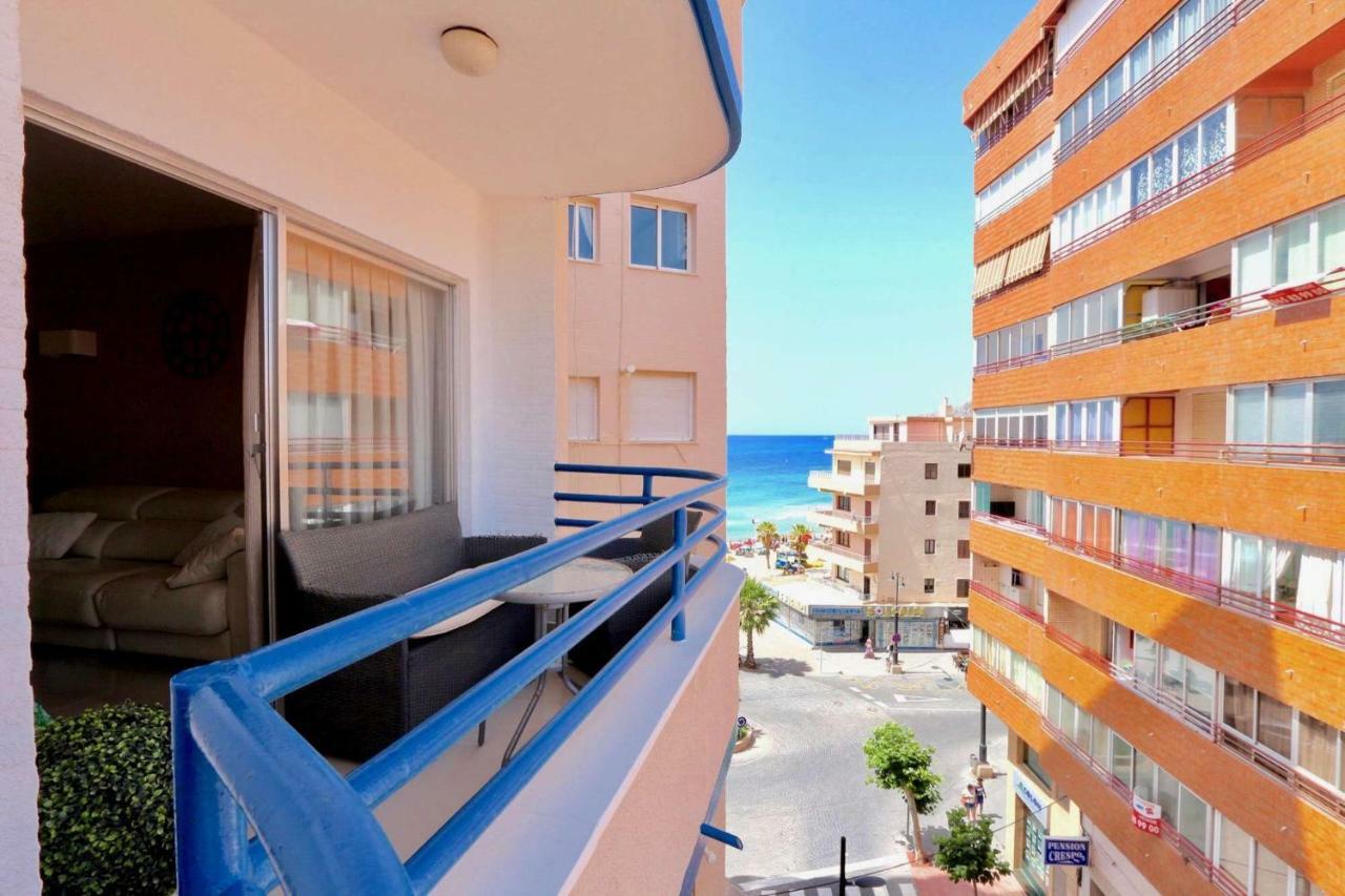 3- Bedroom Apartment In The Centre Of Calpe With Nice Living Room, 1 Bathroom. Экстерьер фото