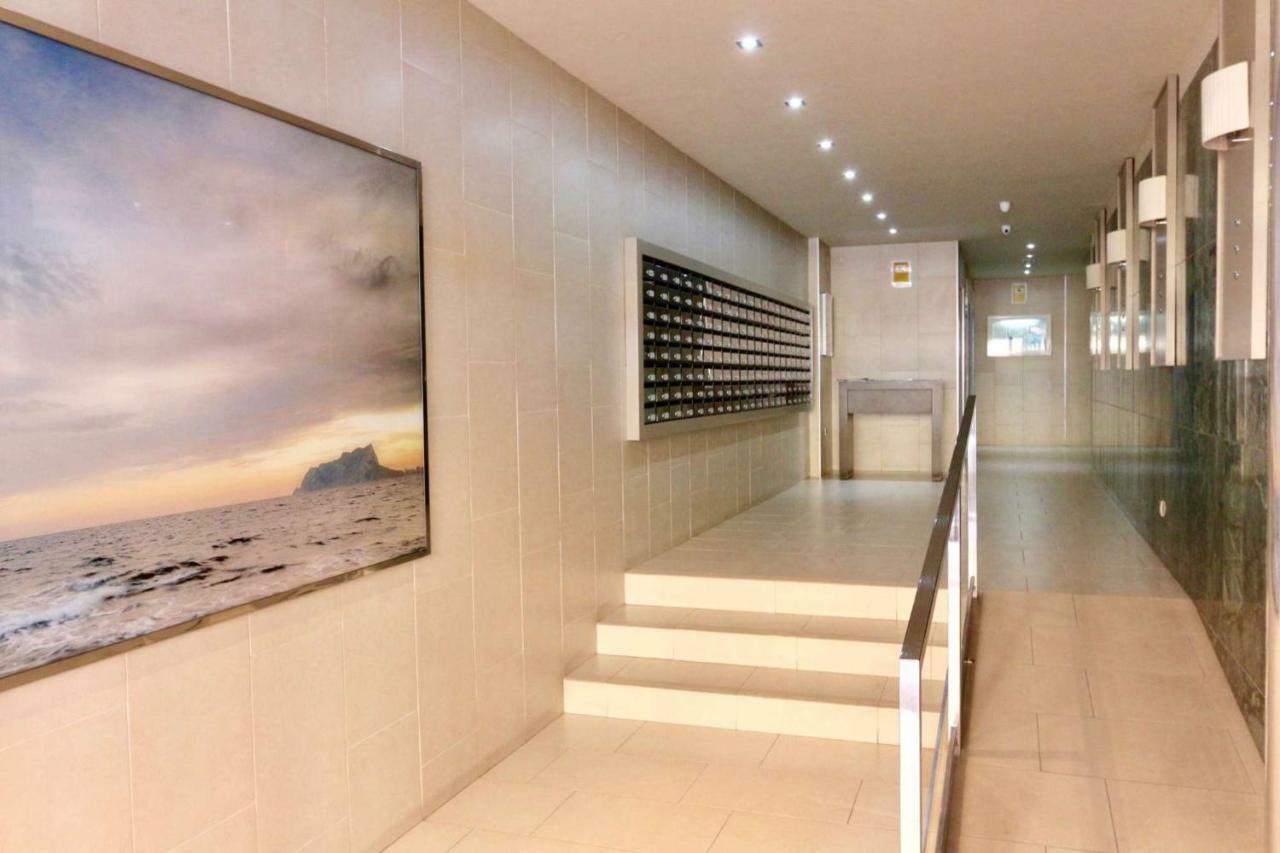 3- Bedroom Apartment In The Centre Of Calpe With Nice Living Room, 1 Bathroom. Экстерьер фото