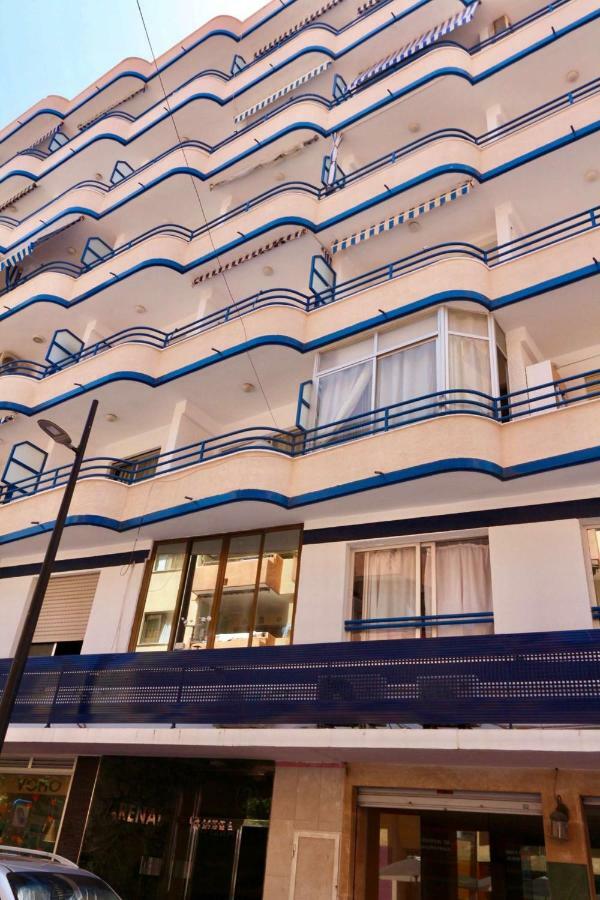3- Bedroom Apartment In The Centre Of Calpe With Nice Living Room, 1 Bathroom. Экстерьер фото
