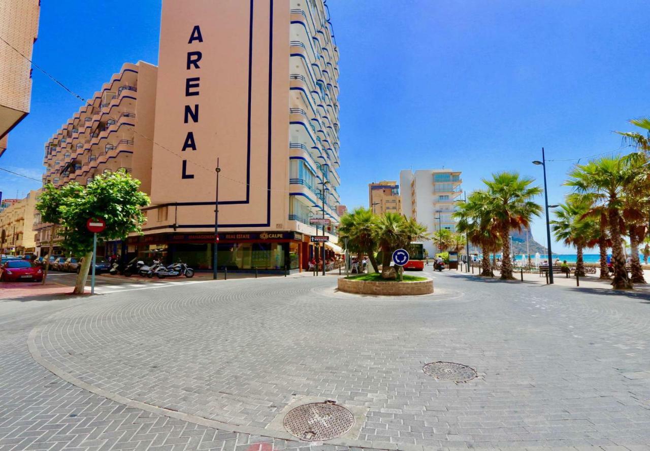 3- Bedroom Apartment In The Centre Of Calpe With Nice Living Room, 1 Bathroom. Экстерьер фото
